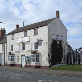 Kings of Bicester, Oxfordshire. - Jim Linwood