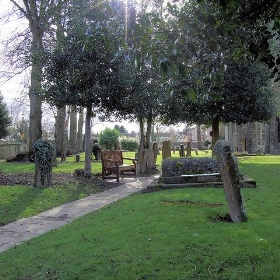 St Edburg's Graveyard, Bicester, Oxfordshire. - Jim Linwood