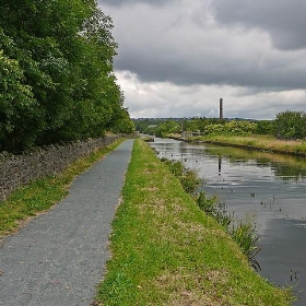 Leeds and Liverpool Canal, Burnley - Tim Green aka atoach