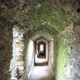 Caerphilly Castle 卡菲利城堡 - cyesuta