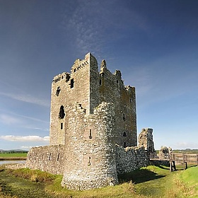 Threave Castle Ruins - Paul Stevenson
