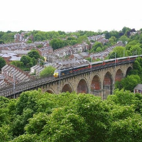 Over Durham's Viaduct - tompagenet