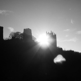 Durham Cathedral and the sun – 1 - paul-simpson.org