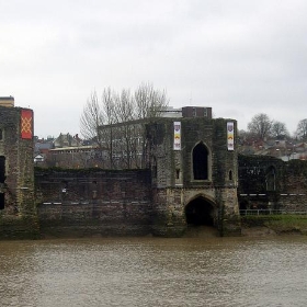 Remains of Newport Castle, South Wales - sisaphus