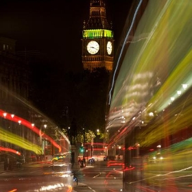 London Night Bus, Whitehall - flatworldsedge