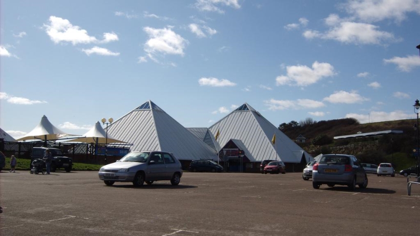 Outside of Scarborough Sea Life centre