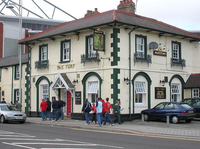 Y Turf, Wrecsam