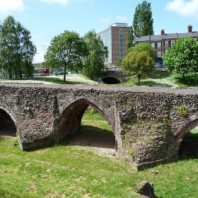Exeter: Roman bridge - aaron.bihari