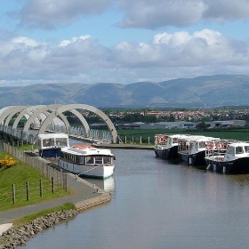 Falkirk Wheel 25-05-06 - Karen Roe
