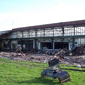 Demolition in Gateshead - Draco2008