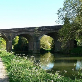 Railway Bridge over the Mole - lostajy