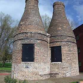 Restored bottle kilns at Cliffe Vale, Stoke-on-Trent. - Futurilla