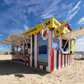 Beach shop, Weymouth - alexbrn
