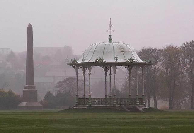 needle and stand duthie park