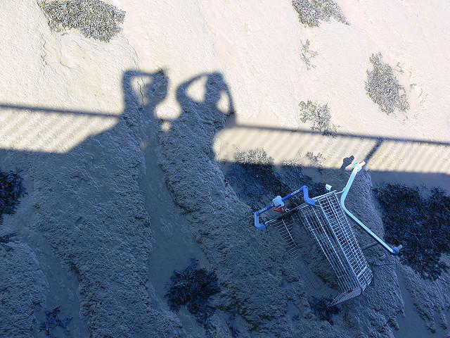 ... and the low tide looks back at you - P1030278